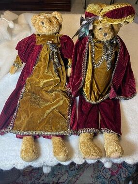 Victorian-style Plush Bear Couple in Burgundy & Gold Velvet